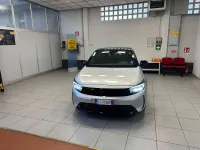 Usata Opel Corsa 101 CV (74 kW) 2025 Argento Utilitaria