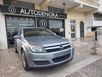 Usata Opel Astra Elegance 101 CV (74 kW) 2004 Grigio Berlina