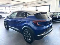Usata Renault Captur Techno 91 CV (66 kW) 2024 Blu SUV
