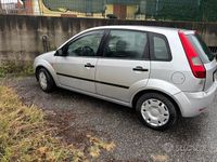 Usata Ford Fiesta 2004 Grigio Utilitaria