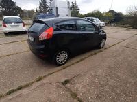 Usata Ford Fiesta 75 CV (55 kW) 2014 Nero Utilitaria