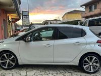 Usata Peugeot 208 2016 Bianco Utilitaria