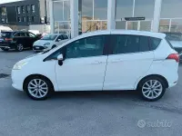 Usata Ford B-MAX Titanium 101 CV (74 kW) 2015 Bianco Monovolume