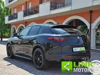 Usata Alfa Romeo Stelvio Veloce 209 CV (153 kW) 2022 Nero SUV