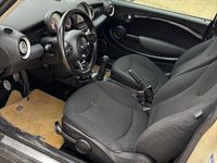 Usata Mini Cooper 211 CV (155 kW) 2011 Bianco Utilitaria