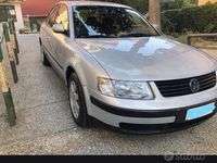Usata VW Passat 1998 Grigio Berlina