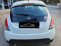 Usata Lancia Ypsilon Gold 69 CV (50 kW) 2015 Bianco Utilitaria