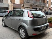 Usata Fiat Grande Punto 75 CV (55 kW) 2011 Grigio Utilitaria