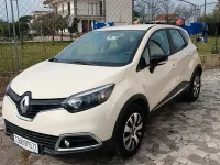 Usata Renault Captur Iconic 90 CV (66 kW) 2015 Beige SUV