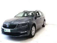 Usata Skoda Octavia Executive 116 CV (85 kW) 2019 Grigio Station wagon