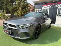Usata Mercedes A180 116 CV (85 kW) 2019 Grigio Berlina