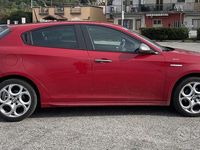 Usata Alfa Romeo Giulietta Sprint 120 CV (88 kW) 2015 Rosso Utilitaria