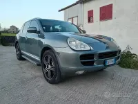 Usata Porsche Cayenne 250 CV (183 kW) 2005 Grigio SUV