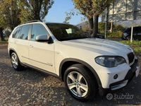 Usata BMW X5 235 CV (172 kW) 2009 Bianco metallizzato SUV