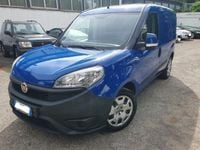 Usata Fiat Doblò 95 CV (69 kW) 2017 Blu/azzurro Monovolume