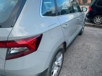 Usata Skoda Karoq Executive 116 CV (85 kW) 2018 Grigio SUV