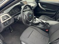 Usata BMW 318 Luxury Line 150 CV (110 kW) 2018 Blu Station wagon