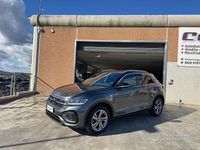 Usata VW T-Roc R-line 115 CV (84 kW) 2023 Giallo SUV