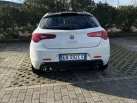 Usata Alfa Romeo Giulietta Distinctive 170 CV (125 kW) 2010 Bianco Berlina