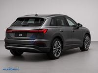 Usata Audi Q6 e-tron Ambiente 185 kW (252 CV) 2025 Grigio SUV