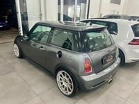 Usata Mini Cooper S 169 CV (124 kW) 2005 Grigio Utilitaria