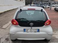 Usata Toyota Aygo 68 CV (50 kW) 2008 Grigio Utilitaria
