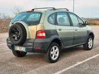Usata Renault Scénic Dynamique 102 CV (75 kW) 2002 Verde Monovolume
