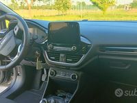 Usata Ford Fiesta 75 CV (55 kW) 2023 Grigio Utilitaria