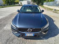 Usata Volvo V60 Plus 197 CV (144 kW) 2023 Blu/azzurro Station wagon