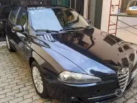 Usata Alfa Romeo 147 120 CV (88 kW) 2007 Nero Utilitaria