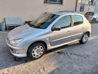 Usata Peugeot 206 68 CV (50 kW) 2008 Grigio Berlina