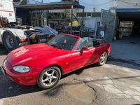 Usata Mazda MX5 110 CV (80 kW) 1998 Rosso Cabrio