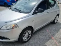 Usata Lancia Ypsilon Gold 69 CV (50 kW) 2014 Utilitaria