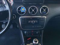 Usata Mercedes A180 109 CV (80 kW) 2013 Bianco Utilitaria
