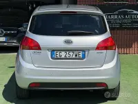 Usata Kia Venga 116 CV (85 kW) 2011 Grigio Utilitaria