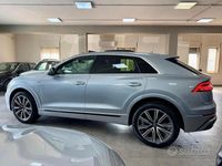 Usata Audi Q8 S-Line 286 CV (210 kW) 2020 Argento SUV