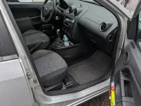 Usata Ford Fiesta 75 CV (55 kW) 2005 Grigio Utilitaria