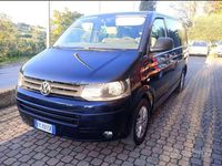 Usata VW Caravelle 140 CV (102 kW) 2013 Blu/azzurro Furgone