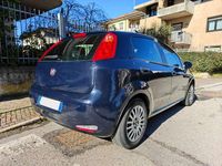 Usata Fiat Punto Lounge 95 CV (69 kW) 2018 Blu/azzurro Utilitaria