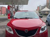 Usata Lancia Ypsilon Silver 69 CV (50 kW) 2016 Utilitaria