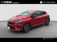 Usata Renault Clio V Techno 101 CV (74 kW) 2025 Rosso Berlina