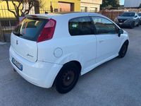 Usata Fiat Grande Punto Dynamic 119 CV (87 kW) 2008 Bianco Utilitaria