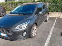 Usata Ford Fiesta 86 CV (63 kW) 2018 Grigio Utilitaria
