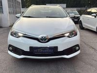 Usata Toyota Auris Hybrid Active 99 CV (72 kW) 2017 Bianco Station wagon