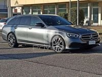 Usata Mercedes E220 194 CV (142 kW) 2022 Grigio Station wagon