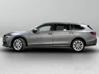 Usata Skoda Superb Style 150 CV (110 kW) 2025 Grigio Station wagon
