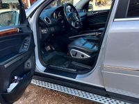Begagnad Mercedes ML320 225 HK (165 kW) 2008 Grå SUV