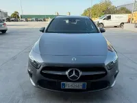 Usata Mercedes A180 136 CV (100 kW) 2019 Grigio Berlina
