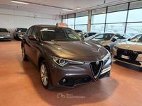 Usata Alfa Romeo Stelvio Executive 210 CV (154 kW) 2018 Grigio SUV
