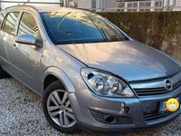 Usata Opel Astra Cosmo 150 CV (110 kW) 2008 Argento Station wagon